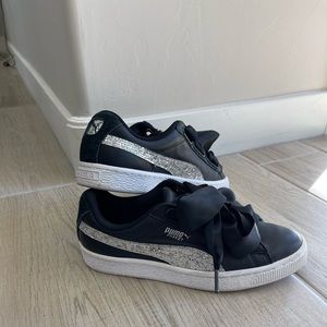 Black Basket Heart Glitter Puma Sneakers 6